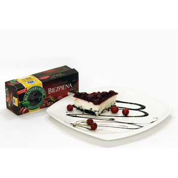 CHEESE CAKE “SMILTENE” WITH CHERRY JAM