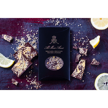 AL MARI ANNI | DARK CHOCOLATE WITH FLAVOURED LEMON ZEST AND PECULIAR PATTERNS OF WHITE CHOCOLATE